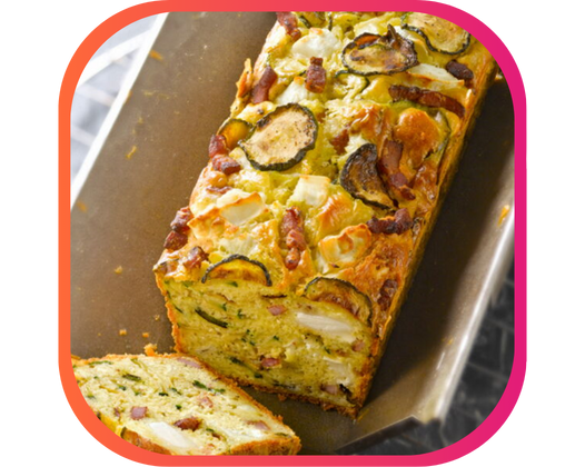 CAKE AUX COURGETTES ET À LA FETA